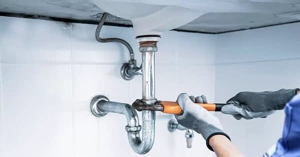 Common Plumbing Problems in Indian Homes and Their Solutions