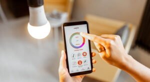 How to Control Smart LED Bulbs With Your Voice